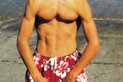Flexing_at_the_Marina